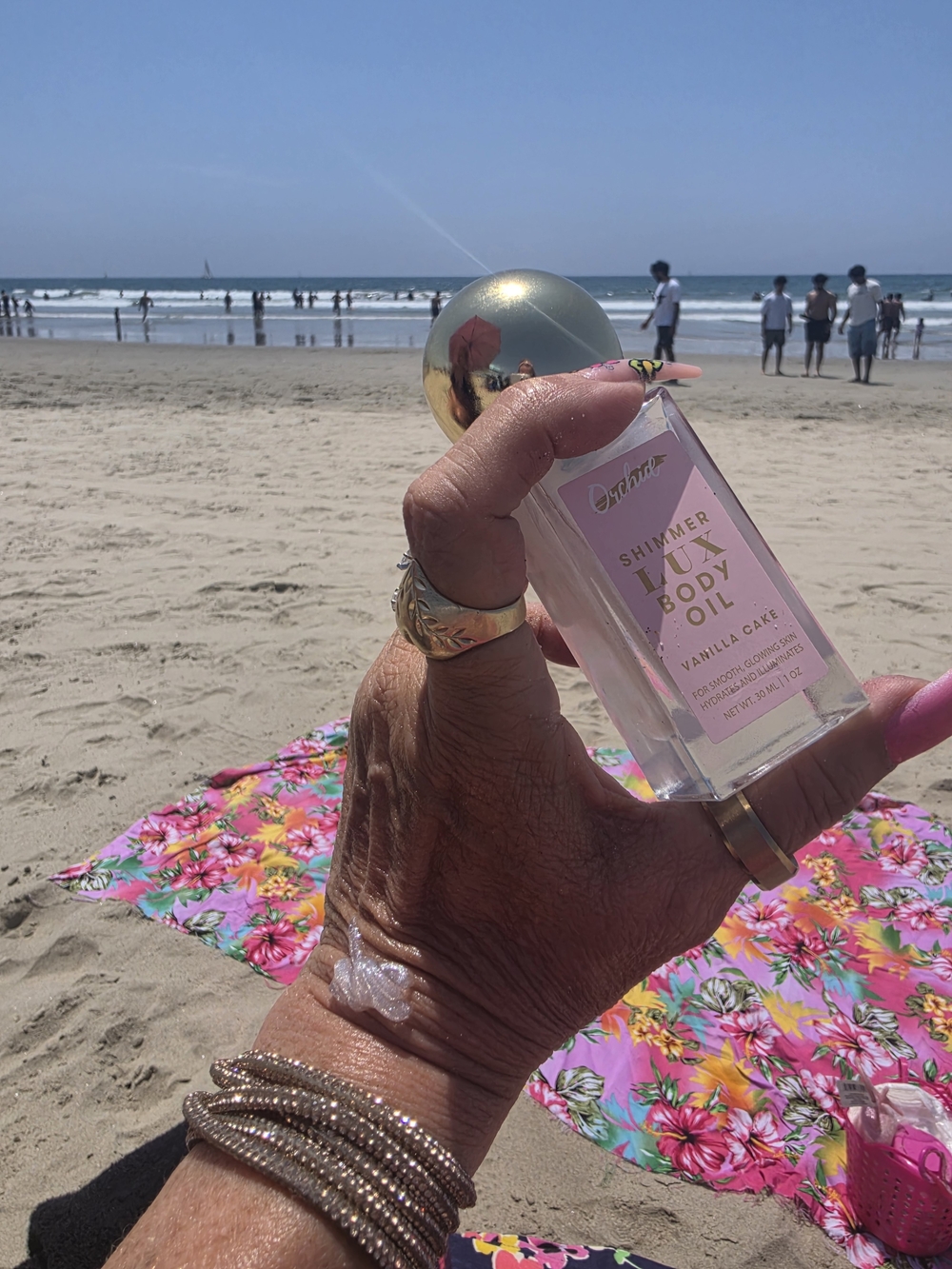 Victoria's Secret Shimmer Lux Body Oil - Pink & Gold Accents